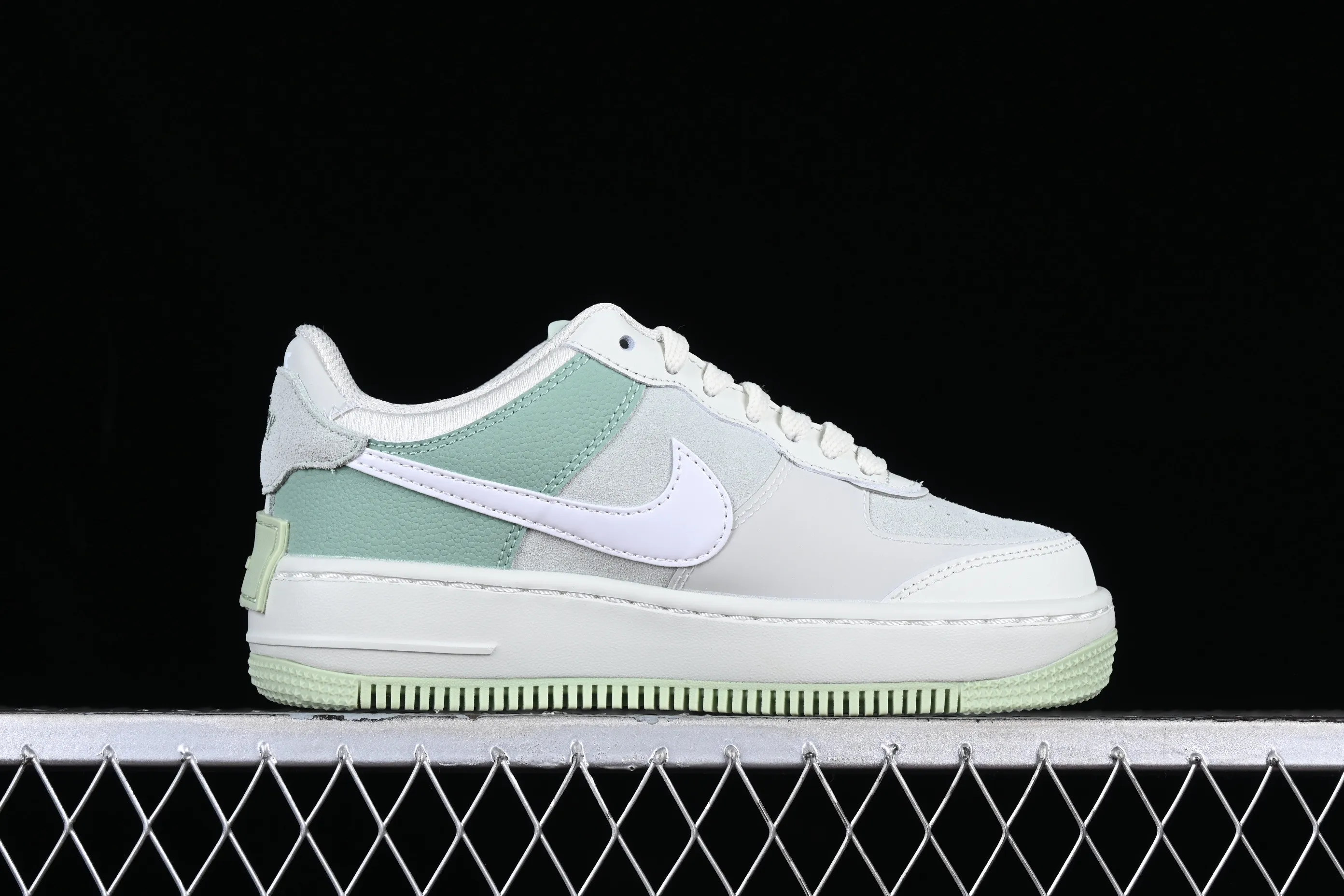 All Categories Nk Air Force 1 Air Force Series Nk Air Force 1 Shadow Air Force Lightweight Increase Nk Air Force 1 Shadow Air Force One Lightweight Increase Low-top Versatile Sneakers CW2655-001